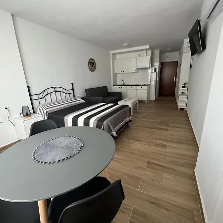 Apartament Ver621 - Estudio Con Vistas Al Mar, Wifi, Piscina, Centro A 100 Metros, Playa A 600 Metros Torremolinos